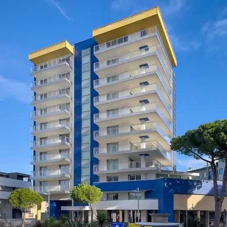 Stylish Flat Near In Lignano *